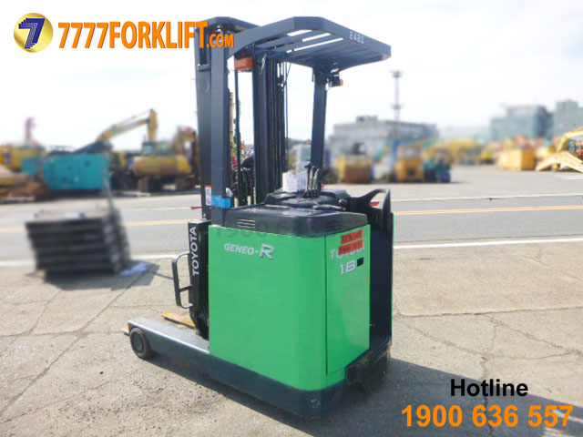 Electric Reach Forklift TOYOTA 7FBRS18