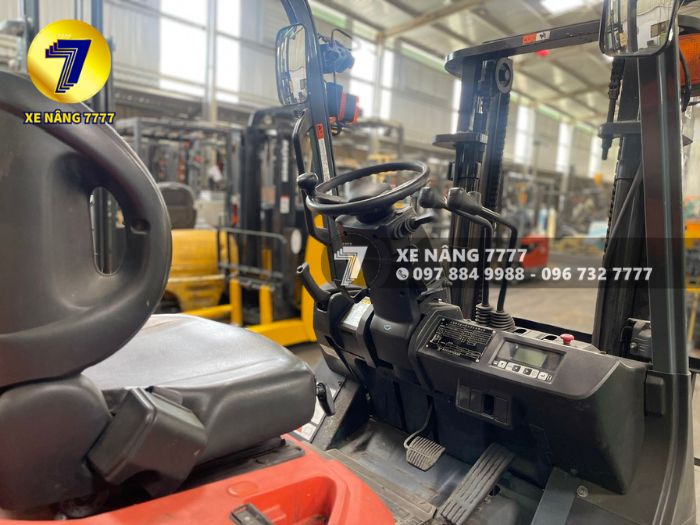 Toyota Electric Forklift 8FBH25